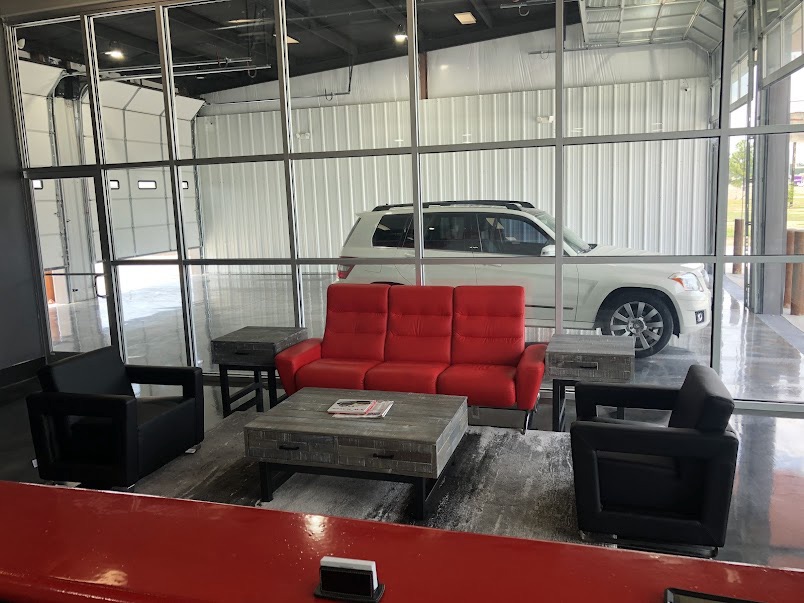 German Auto Tech West Memphis waiting area